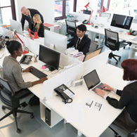 Menschen in einem Büro